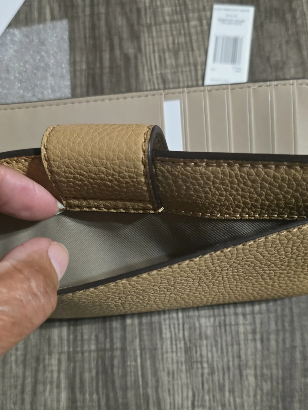 Marc Jacobs Tan Pebbled Leather Zip Wallet with Turn-Lock